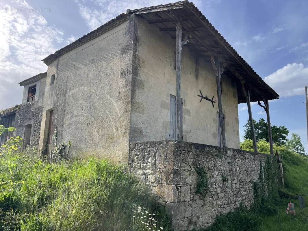 Maison à MONSEGUR