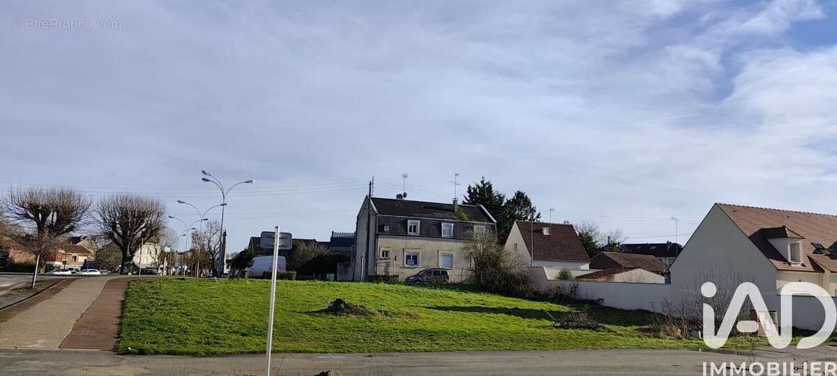 Photo 2 - Terrain à NOYON