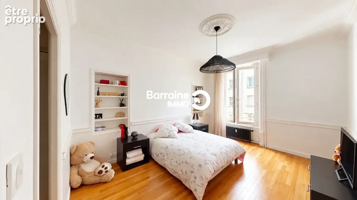 A vendre brest secteur chateau/voltaire t6 162,8 m²  2 chambres possibilite 3 apercu mer - photo 5