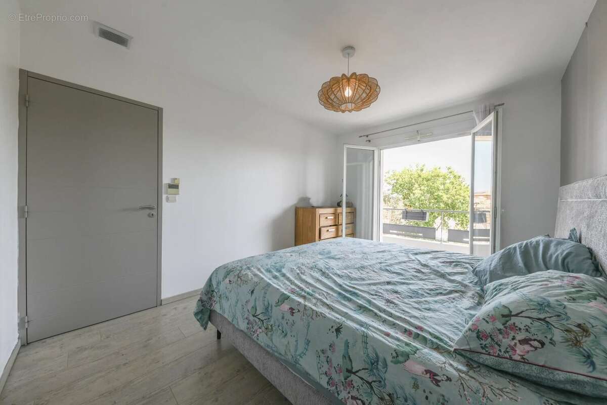 Belle villa contemporaine avec bassin à Bouillargeus en périphérie de Nîmes - photo 6