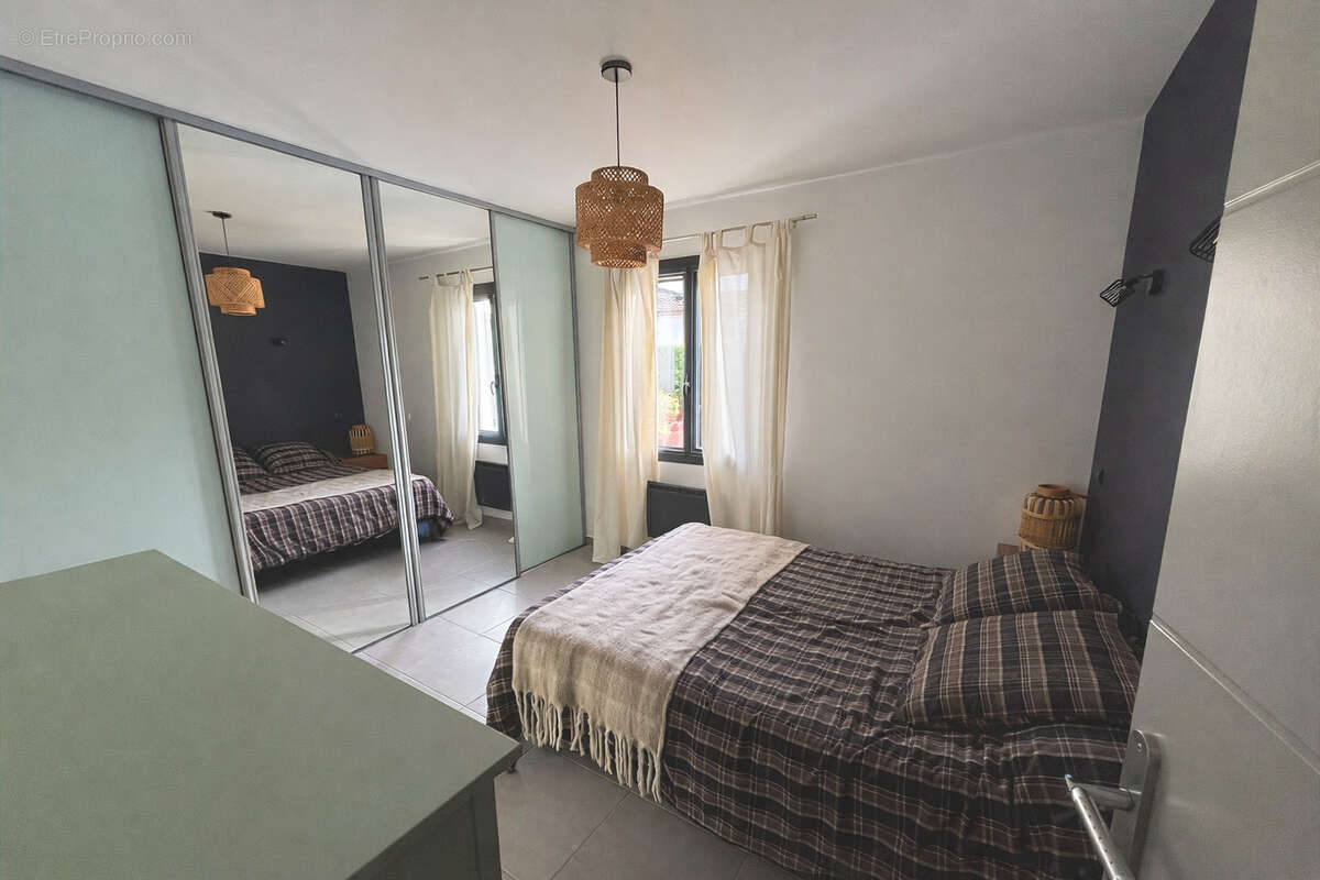 Maison à SAINT-PAUL-TROIS-CHATEAUX