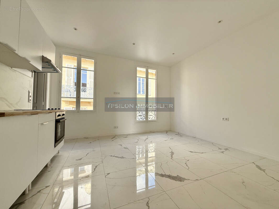 Appartement à CAP-D'AIL