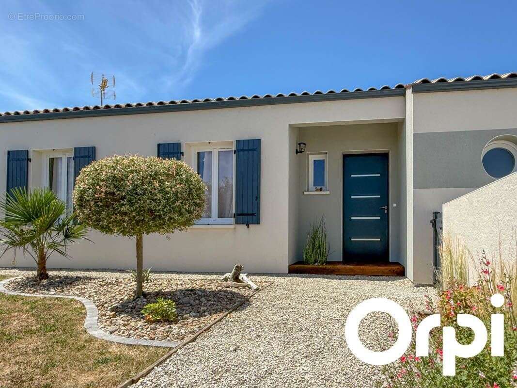 Maison à YVES