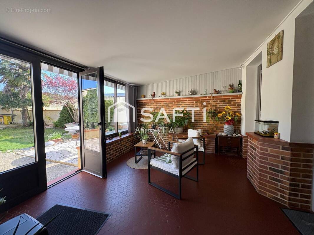 Photo 1 - Maison à CASTELSARRASIN