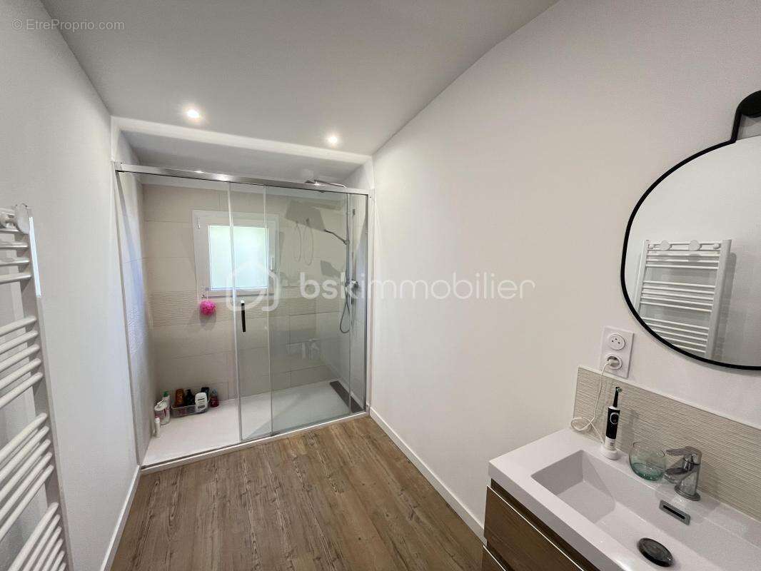 Maison familiale rénovée avec prestations haut de gamme – 5 chambres - photo 13