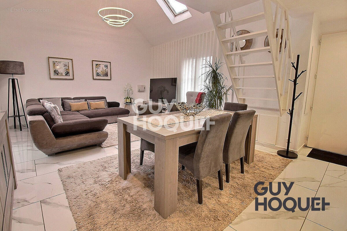 Maison à LIMEIL-BREVANNES