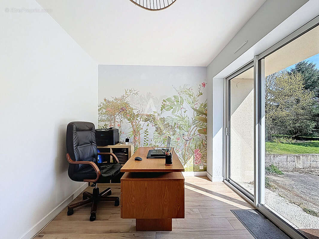 Maison à SAINT-SYLVAIN-D'ANJOU