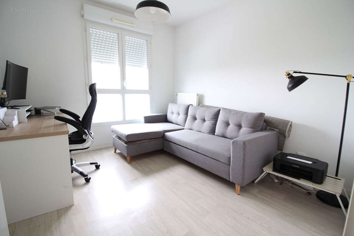 Appartement à SARTROUVILLE