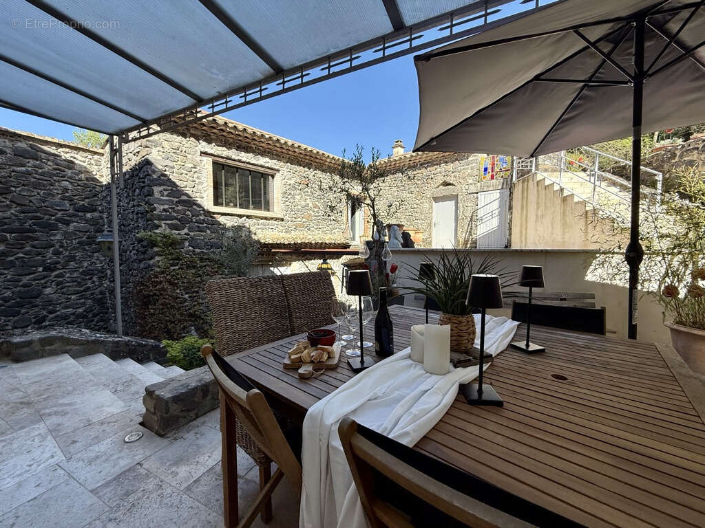 Maison à PRIVAS
