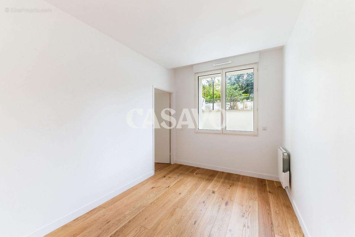 Appartement à ISSY-LES-MOULINEAUX