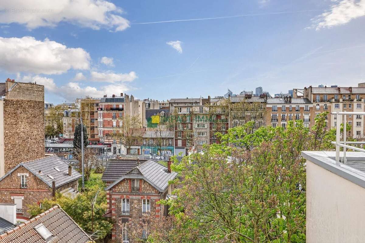 Appartement à COLOMBES