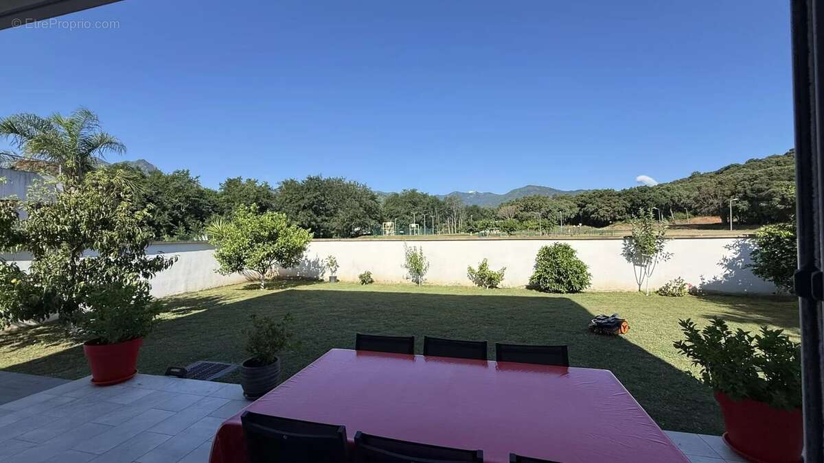 Très belle villa standing Type 4 - photo 11