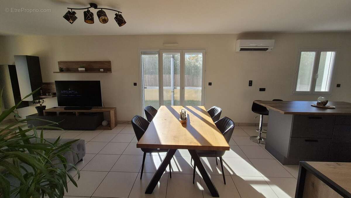 Maison à SUSSARGUES