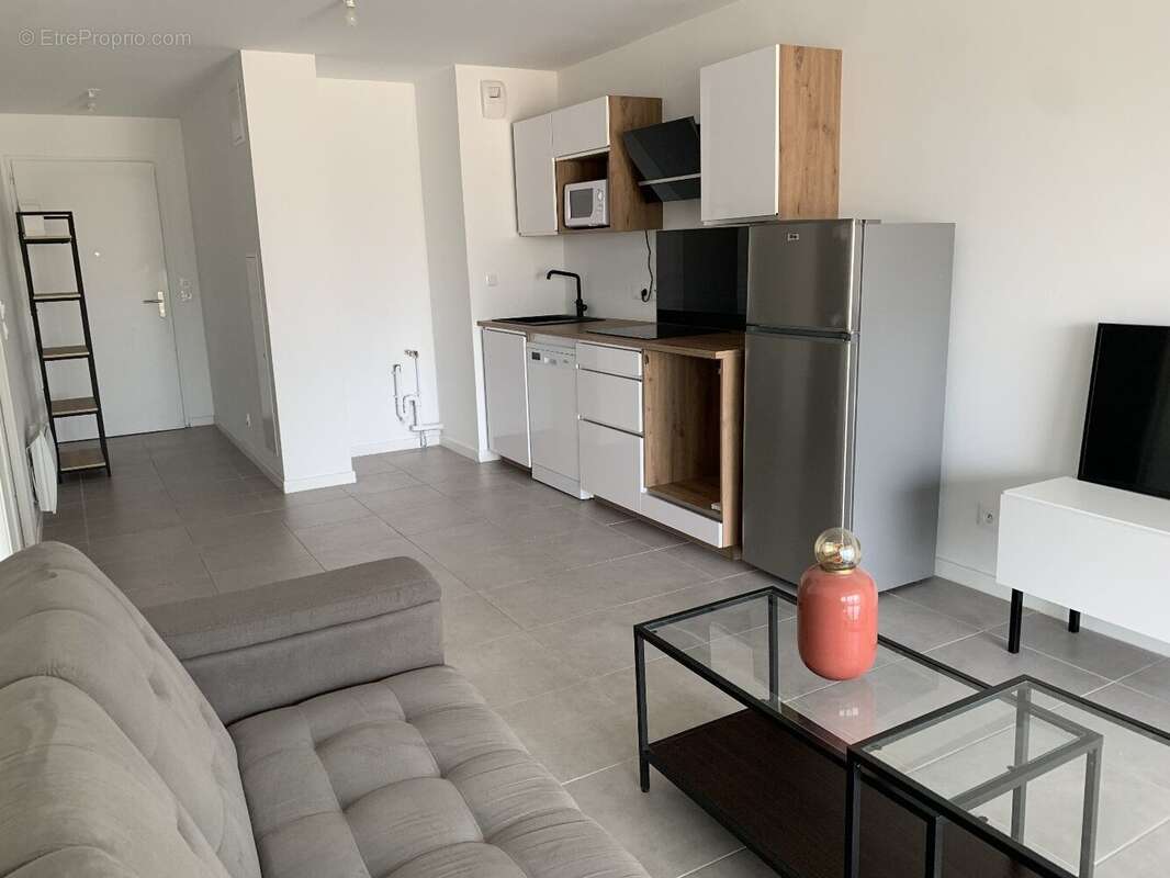 Appartement à MAUGUIO