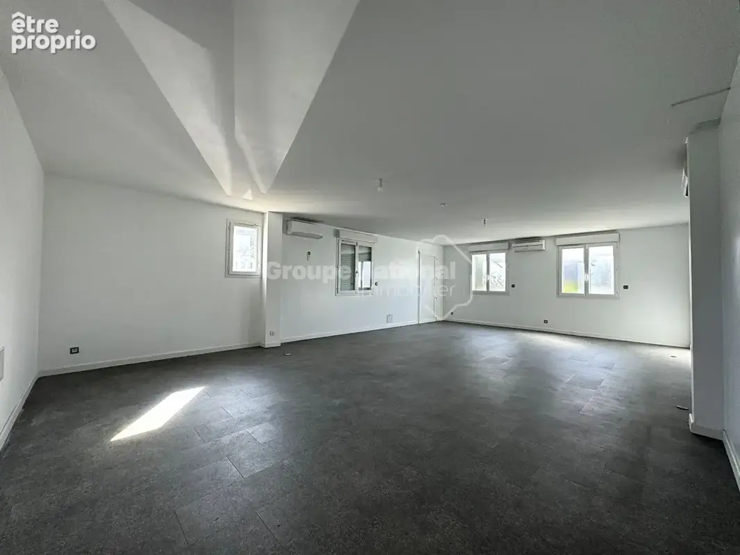 local commercial, médical, bureaux de 137m² - photo 2