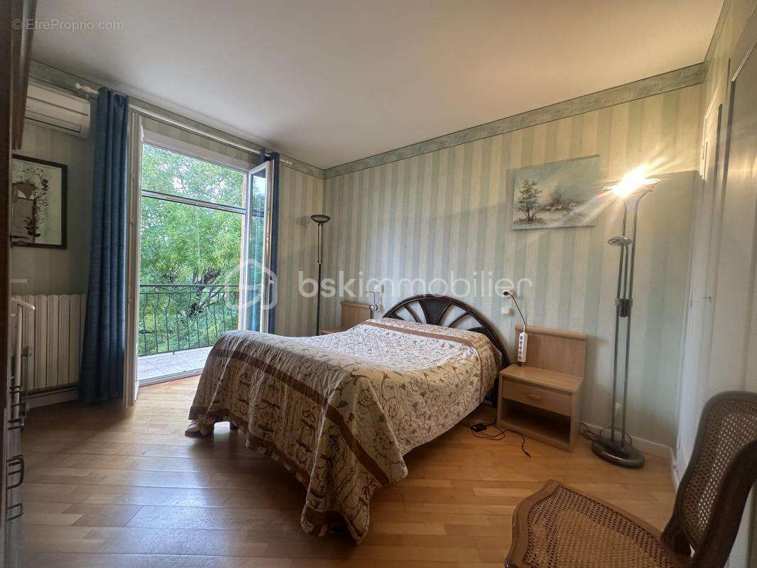 Villa spacieuse au cœur d'Alès dans les hauteurs nous offrant une vue panoramique - photo 18