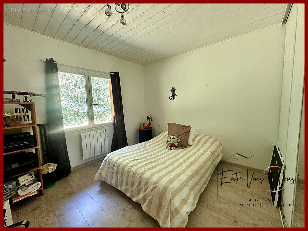 Maison 105 m² à Noaillan  - photo 6
