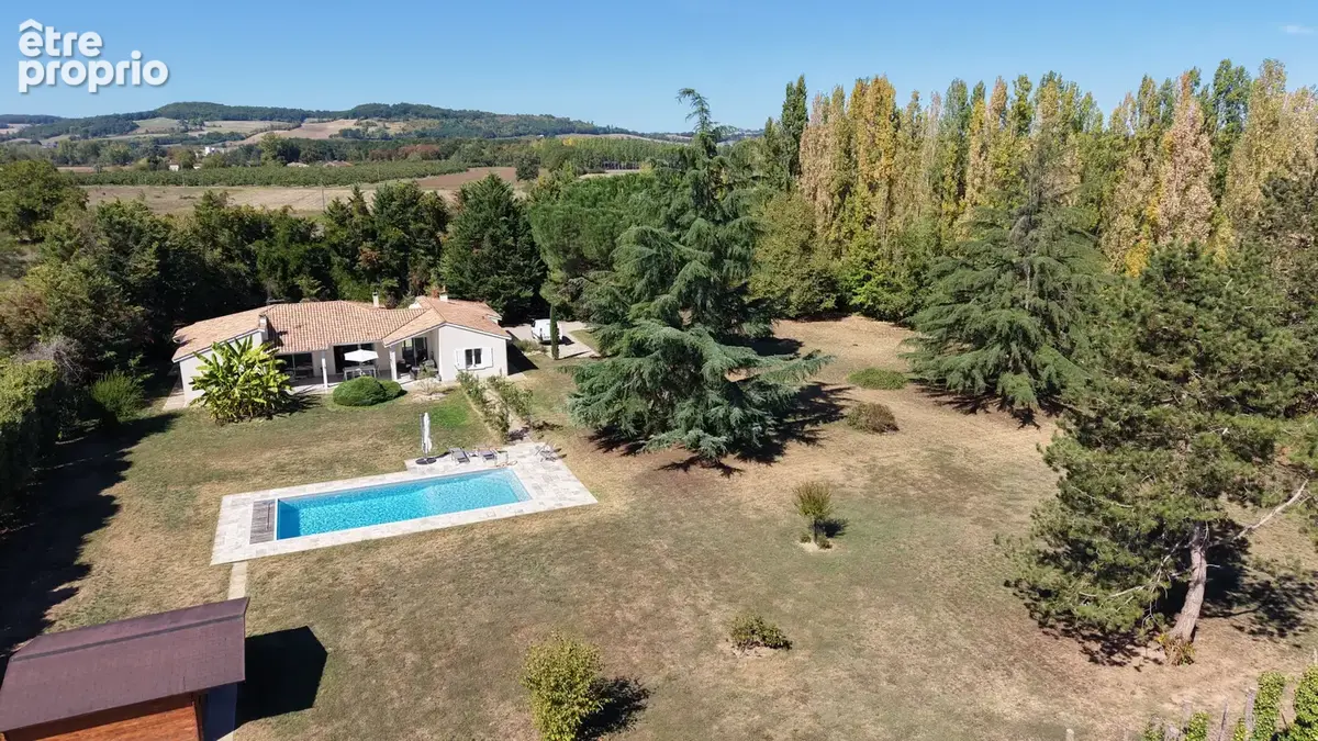 Maison de plain-pied avec piscine - photo 2