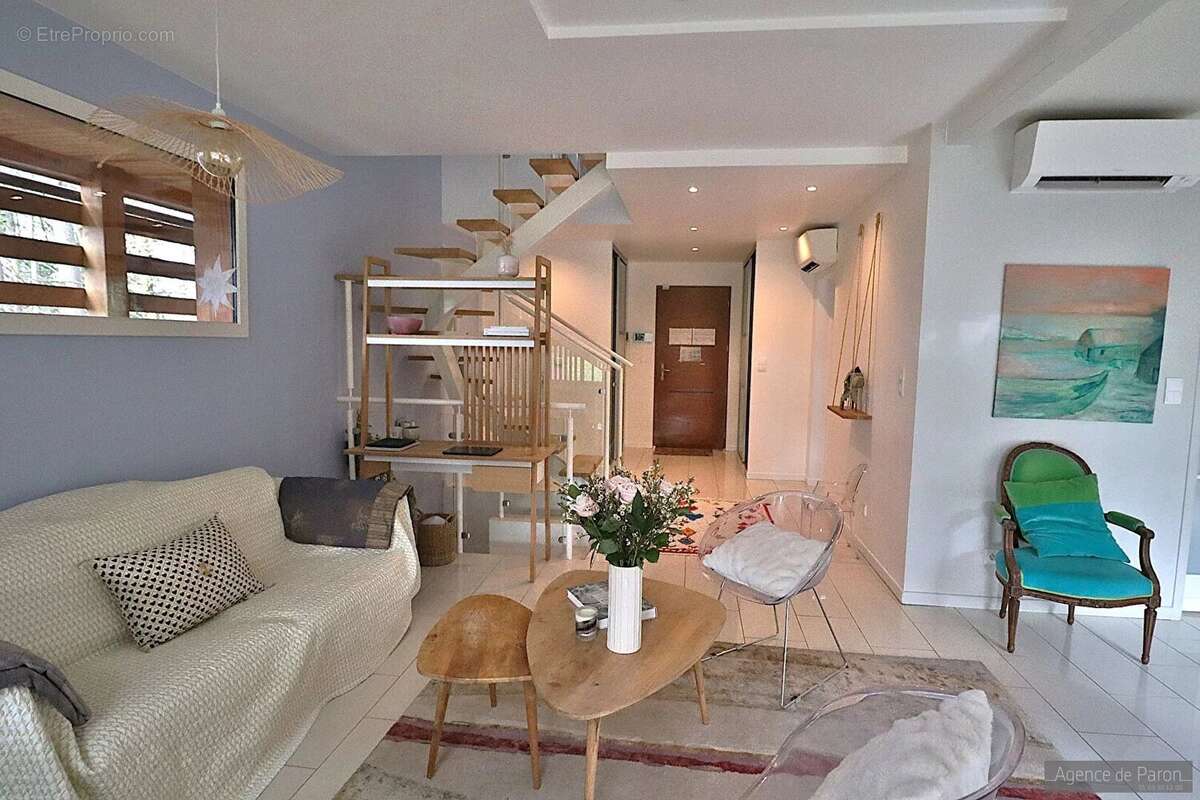 Maison à VERRIERES-LE-BUISSON