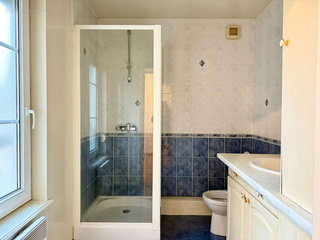 Appartement à SAINTE-SAVINE