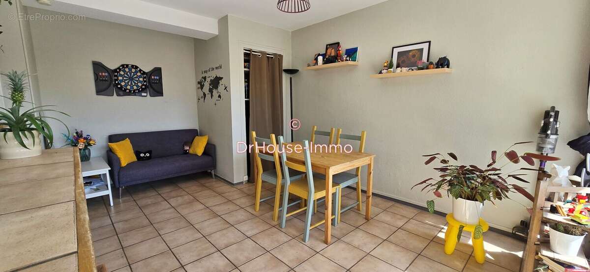 Appartement à SAINT-ETIENNE