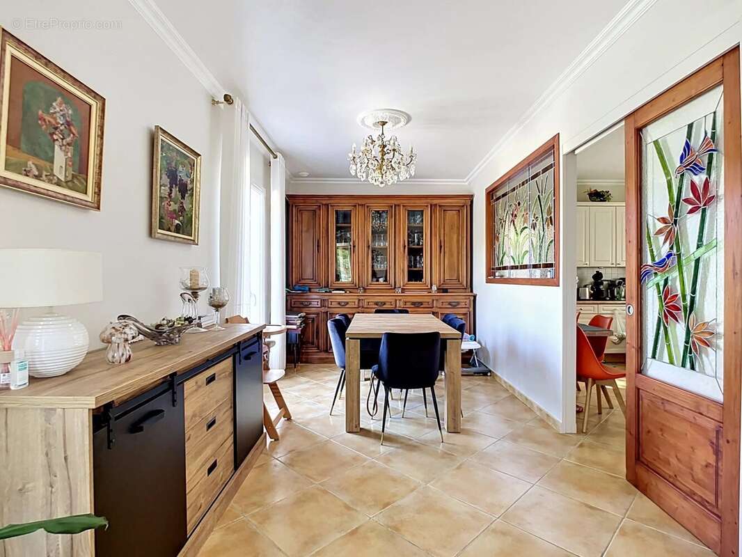 Maison à TOURRETTE-LEVENS