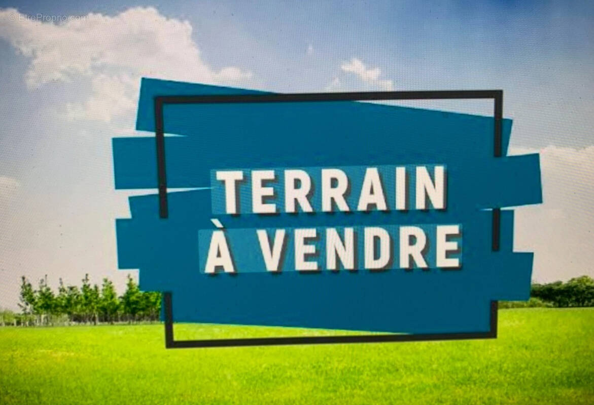 Terrain à ESSERT