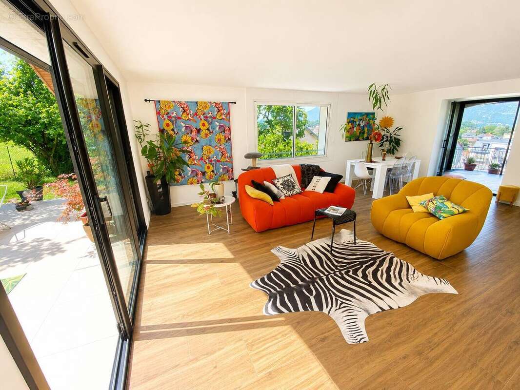 Appartement à AIX-LES-BAINS