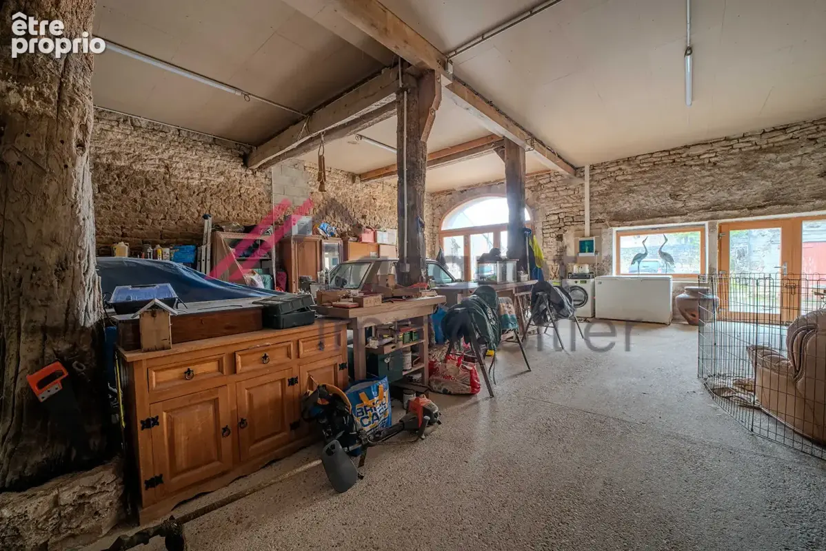 Maison 5 pièces 132 m² à vendre à La Marre (39210) - photo 9