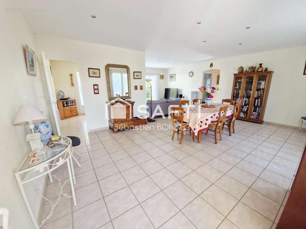 Photo 2 - Maison à LONGEVILLE-SUR-MER