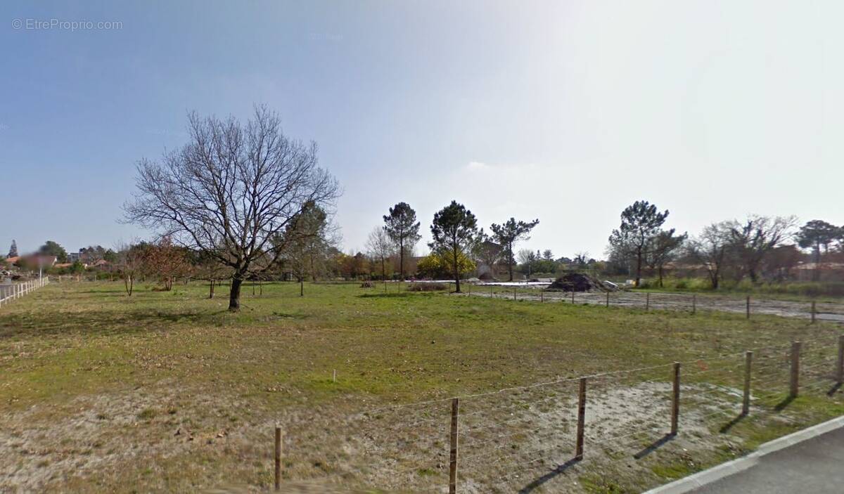 Terrain à BISCARROSSE