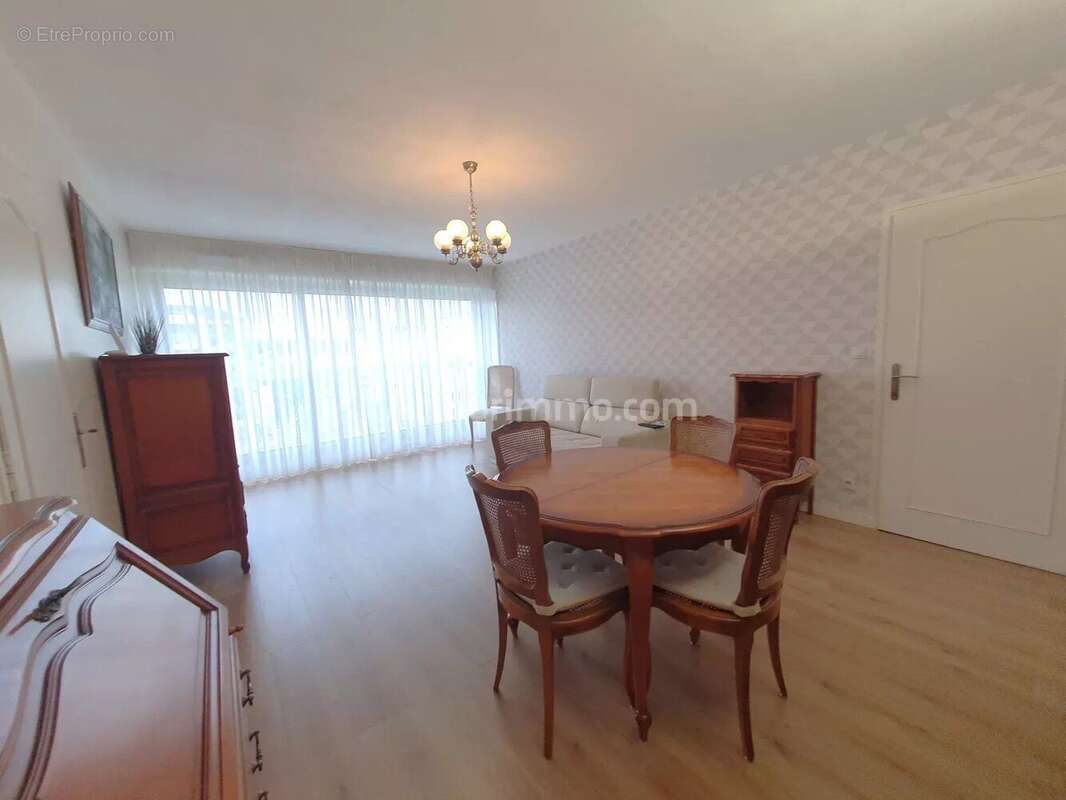 Appartement à JUVISY-SUR-ORGE