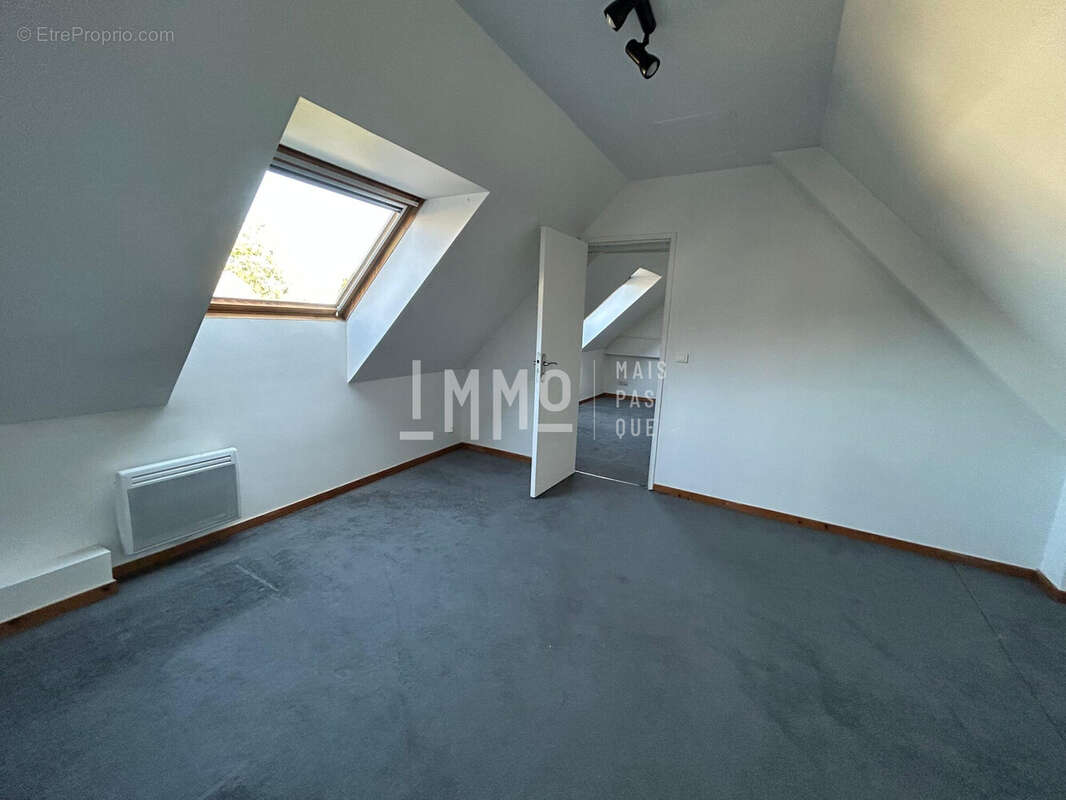 Maison 86 m² à Beaumont-Sur-Deme  - photo 8
