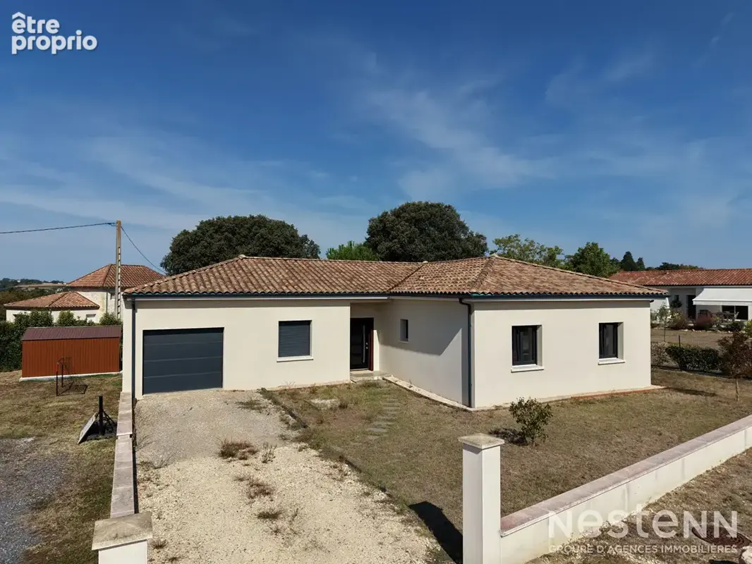 A Vendre Maison de plain-pied de 117 m² avec garage et jardin dans lotissement de Condom - photo 14