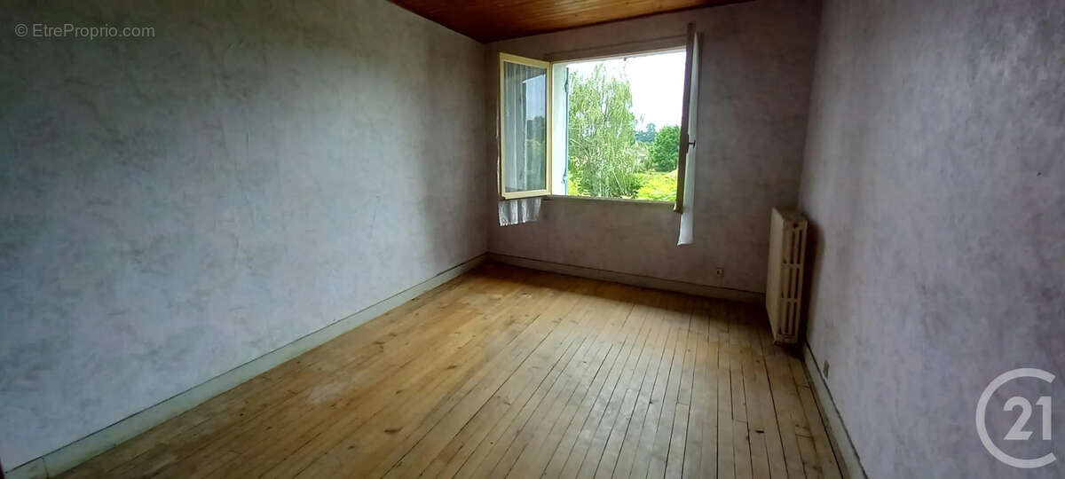 Maison à SABLONS
