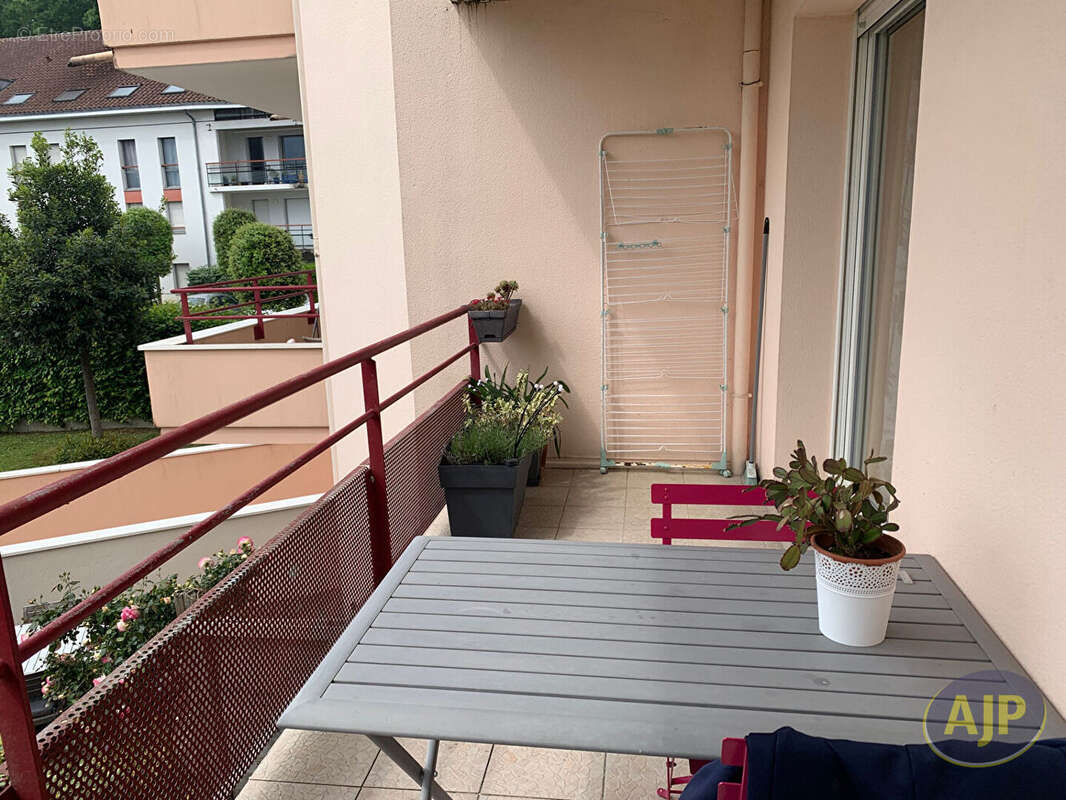Appartement à SAINT-SEBASTIEN-SUR-LOIRE
