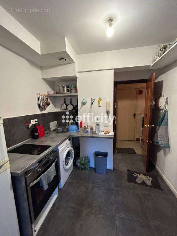 Appartement à PARIS-12E