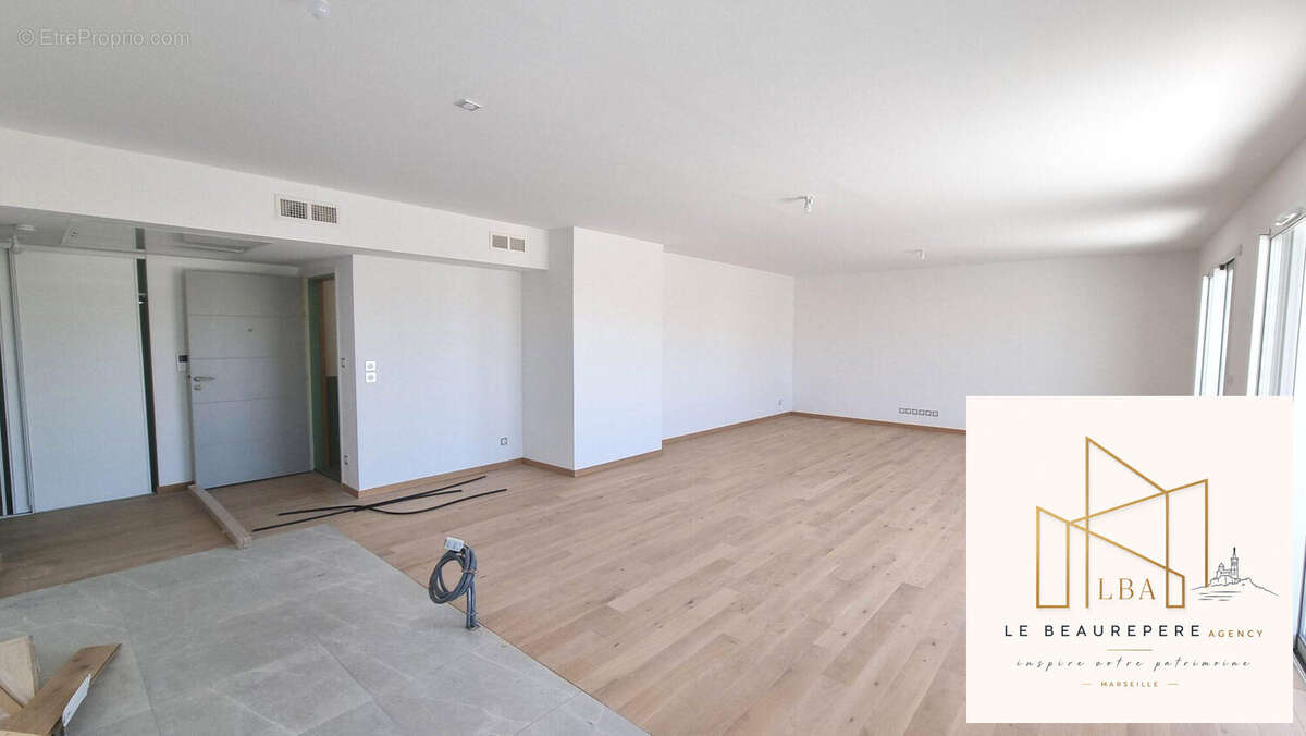 Appartement 122 m² à Marseille-8e  - photo 9