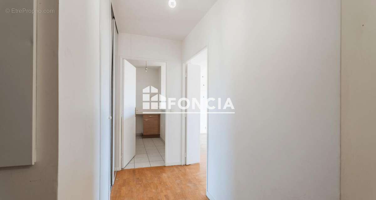 Appartement à SAINT-DENIS