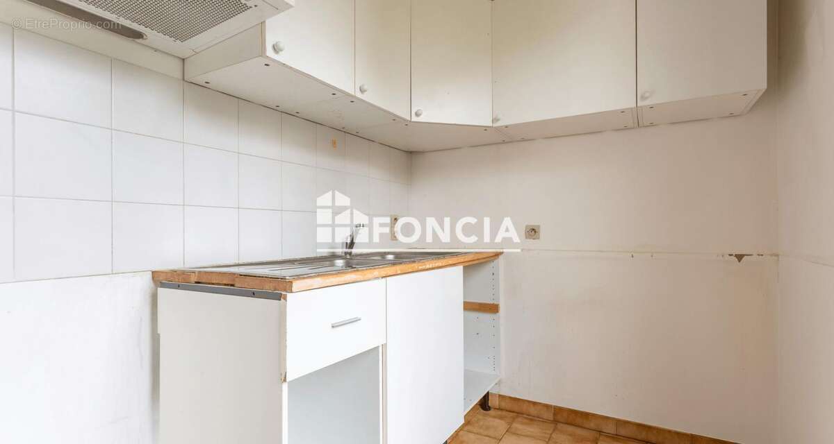 Appartement à CHILLY-MAZARIN