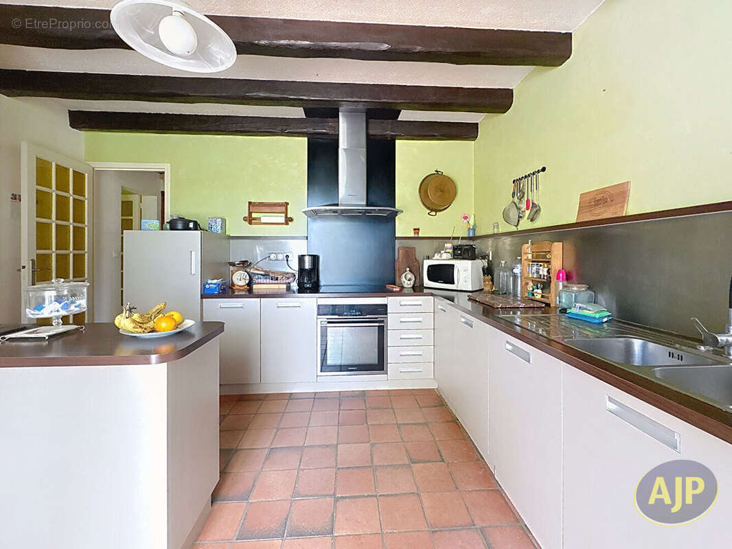 Maison à BOIS-DE-CENE