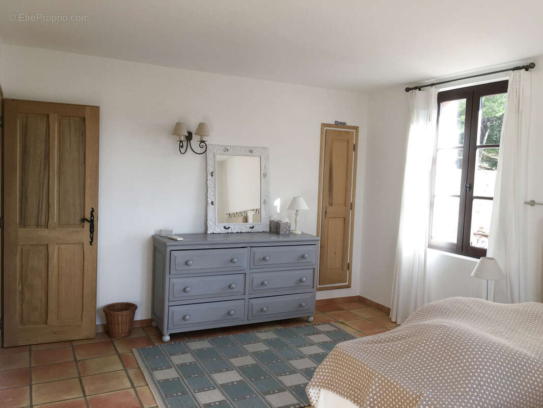 Maison à PLAN-DE-LA-TOUR