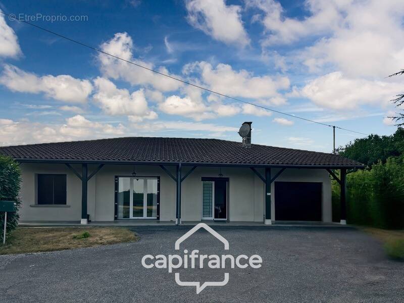 Maison à LA CROIX-BLANCHE