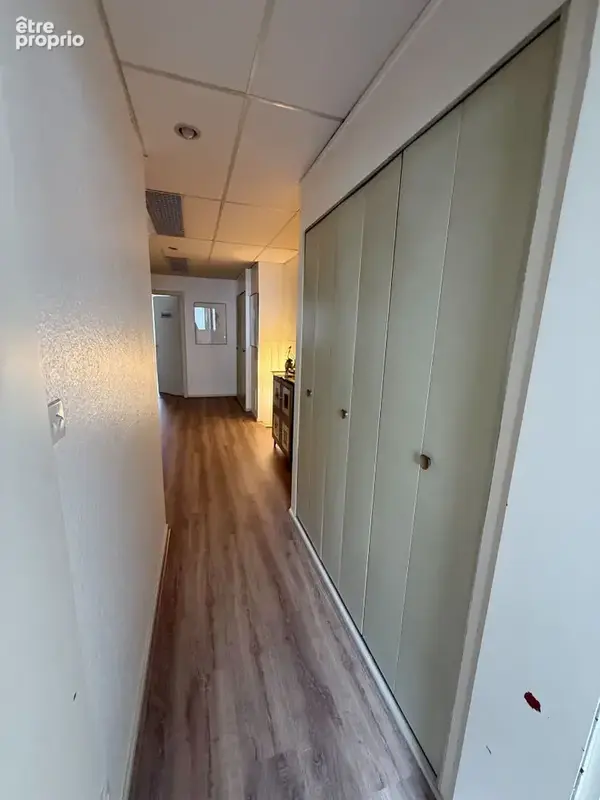 Local 74m² Strasbourg  Centre - photo 9