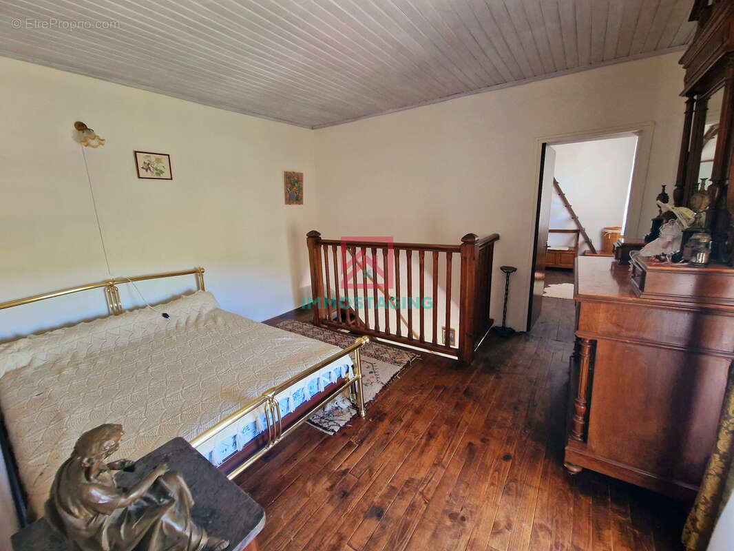 Maison à COMBRET