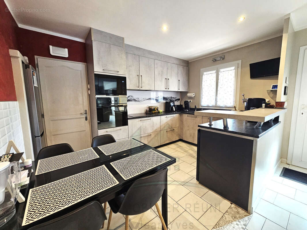 Maison à PORT-DE-BOUC