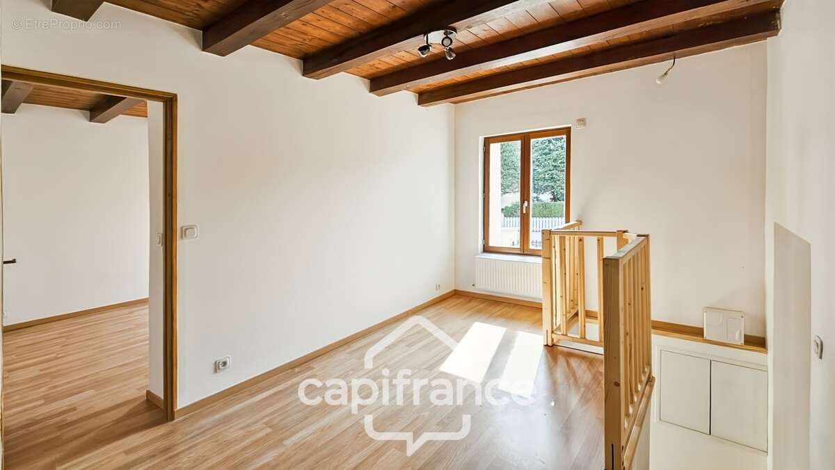 Maison familiale proche Saint-soupplets entièrement rénovée- 115 m² -jardin-Au calme - photo 14
