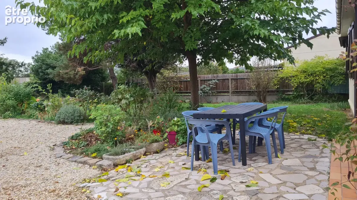 NOGENT LE ROI Maison de 6pièces de 116m² - photo 13