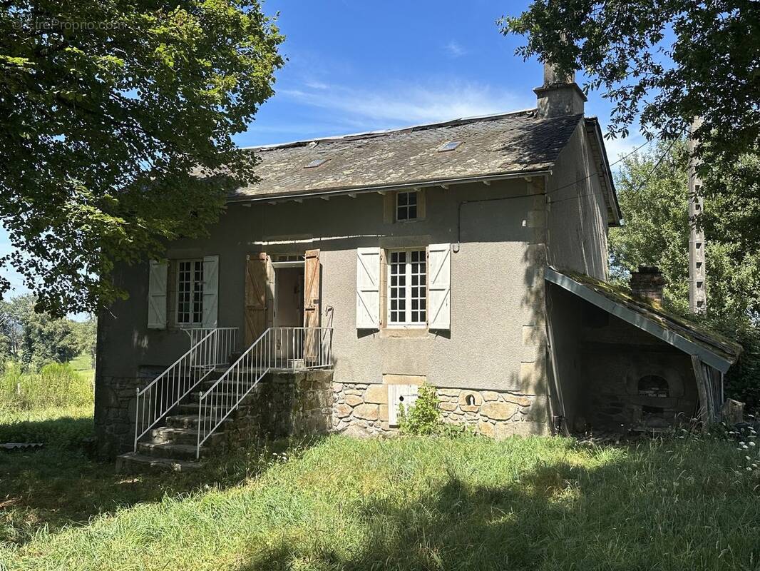 Maison à CROS-DE-MONTVERT