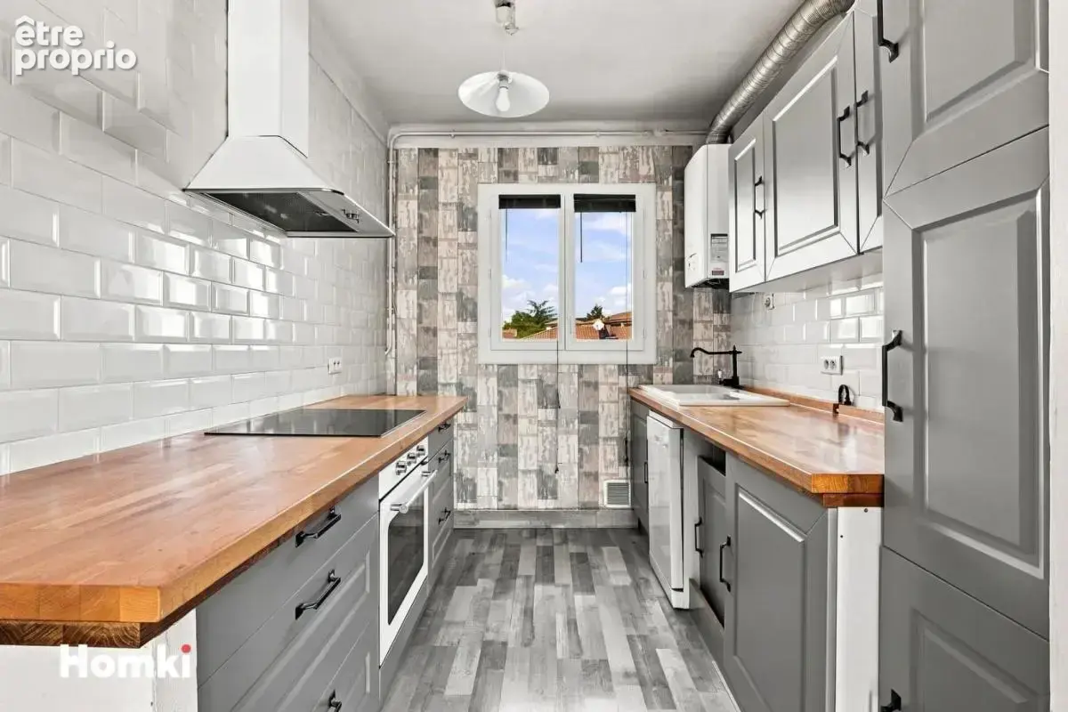Appartement T4 de 80 m² à Béziers 34500, Rue Ferdinand de Lesseps - photo 4
